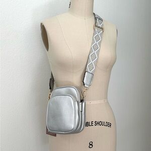 Mali & Lili Josephine Vegan Leather Crossbody Bag NWT Metallic Silver